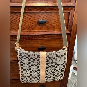 Coach purse/messenger style